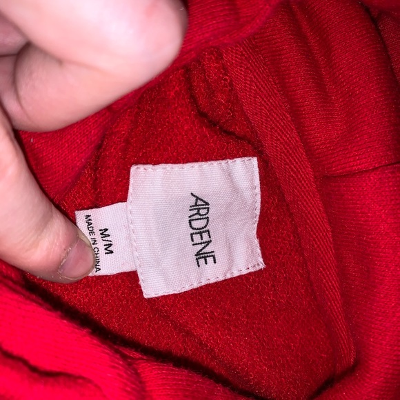 Ardene’s red “82” cropped hoodie - Picture 2 of 2